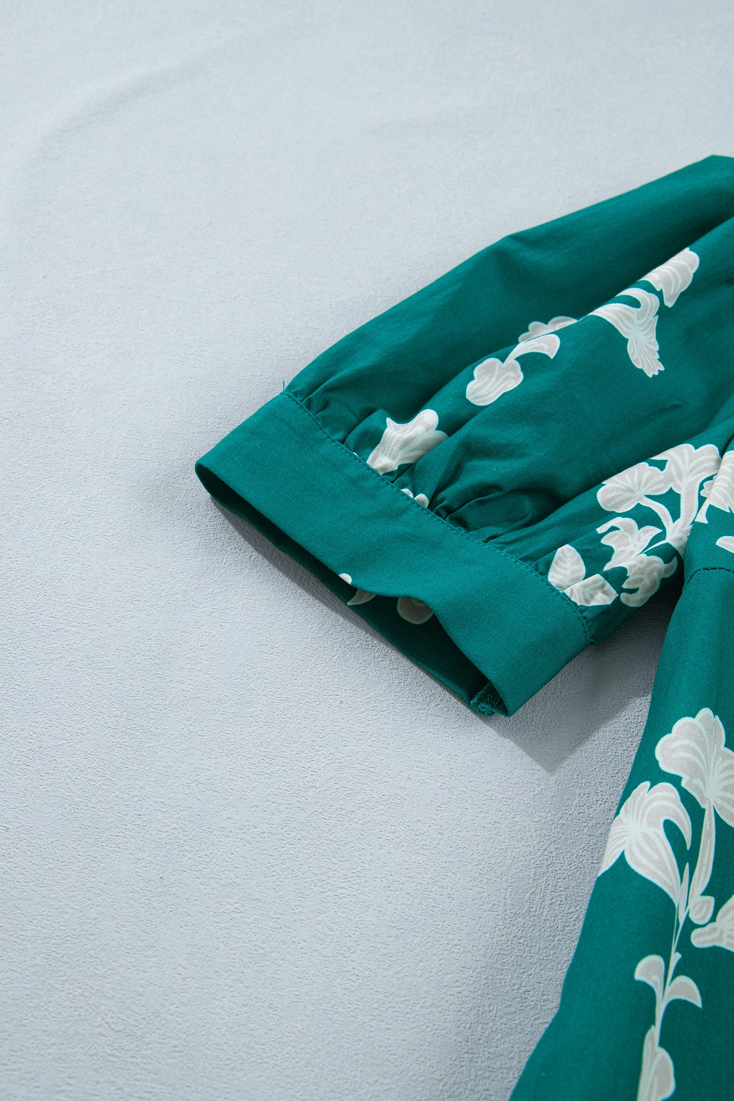 Green Frilled V Neck Puff Short Sleeve Floral Mini Dress